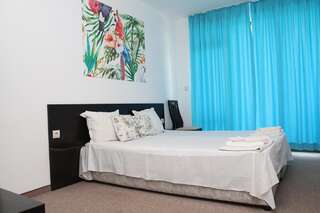 Отель Salena Beach Hotel Приморско Двухместный номер с 2 отдельными кроватями-9